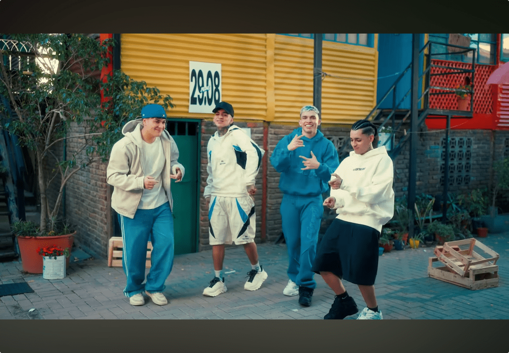 Tu Jardín Con Enanitos – Roze Oficial, Max Carra, Valen, RAMKY EN LOS CONTROLES | Spanish Lyrics Translation +&nbsp;Meaning