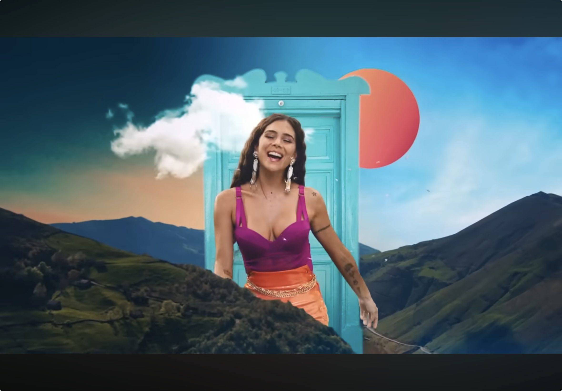 Minifalda [Mini skirt] by Greeicy & Juanes Lyrics Translation | Learn Spanish Through Breakups, Self-Love & Colombian Pop